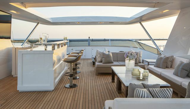 RANIA yacht charter 3