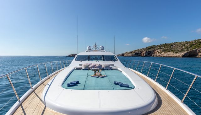 BELISA yacht charter 2
