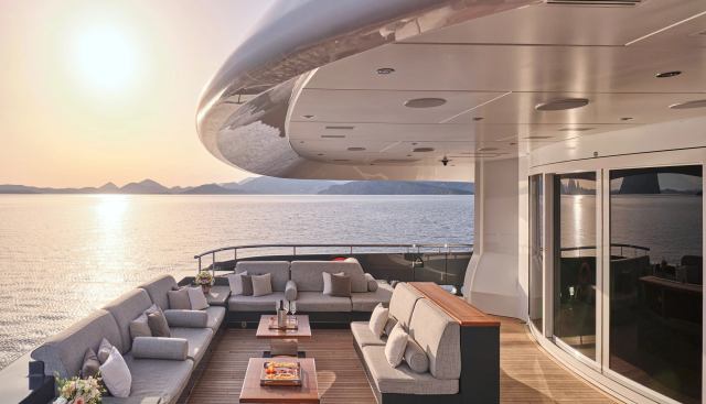 TOTEM yacht charter 4
