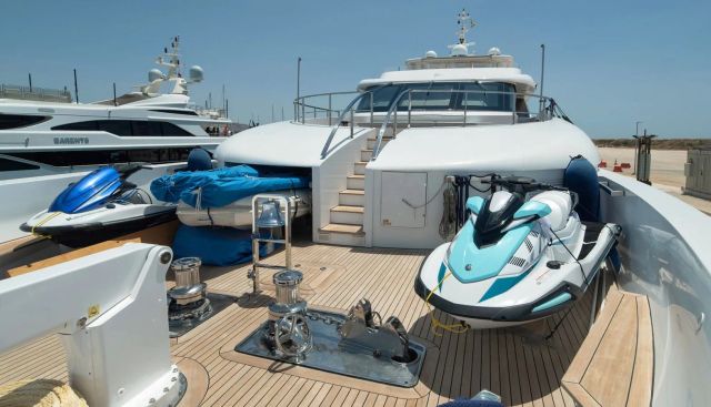 IPANEMAS yacht charter 2