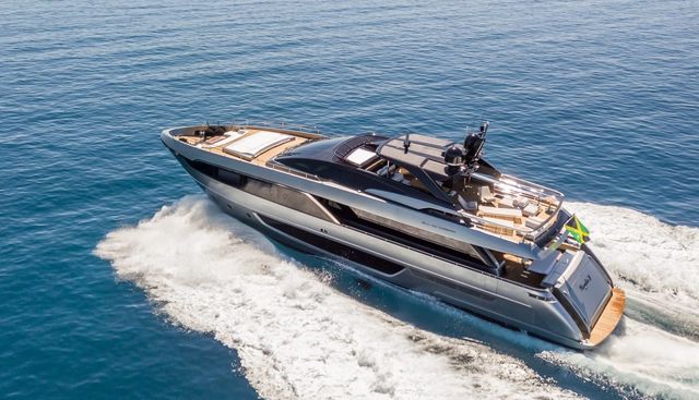YOYITA II yacht charter 5