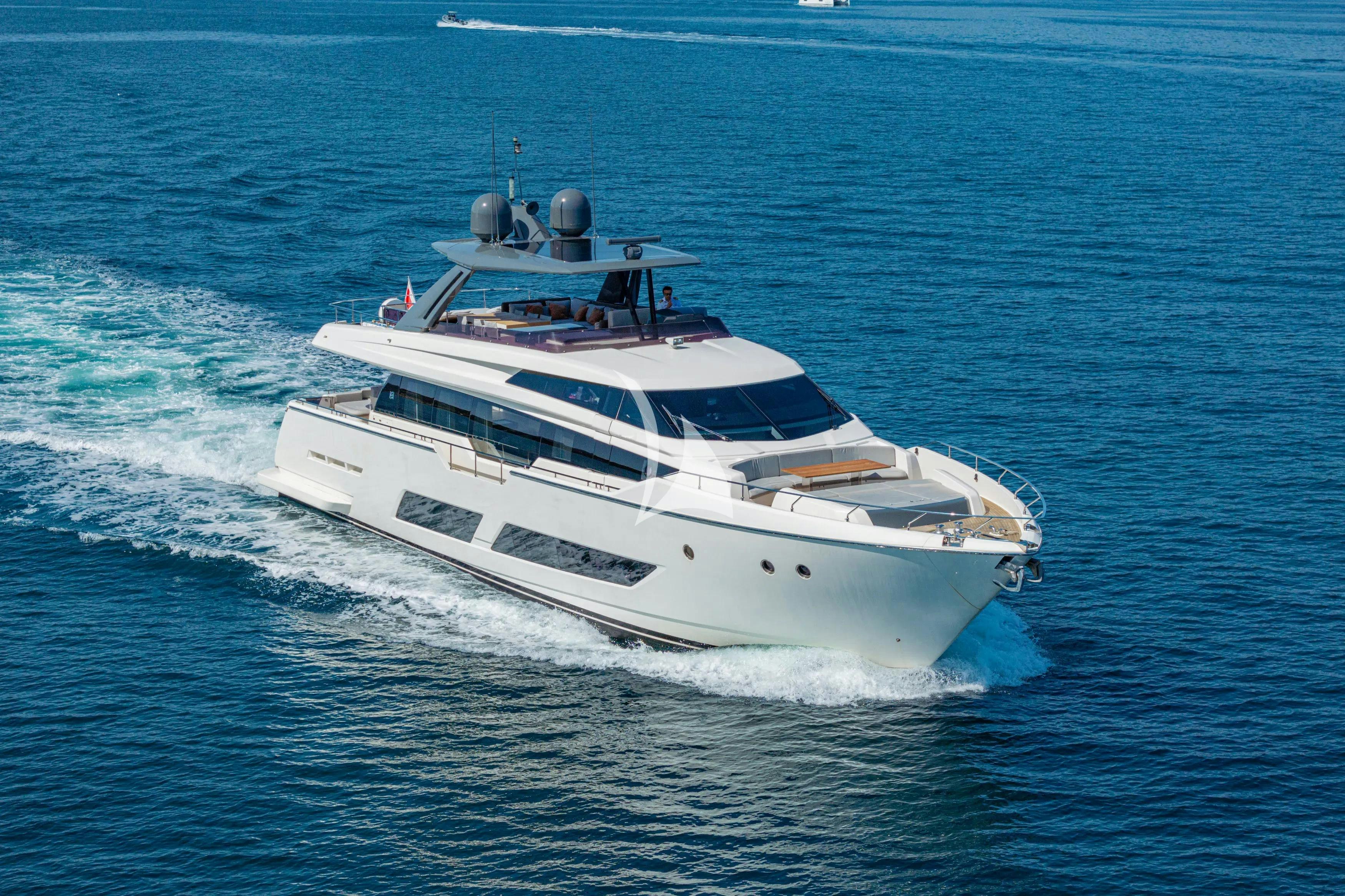 E3 yacht charter 3