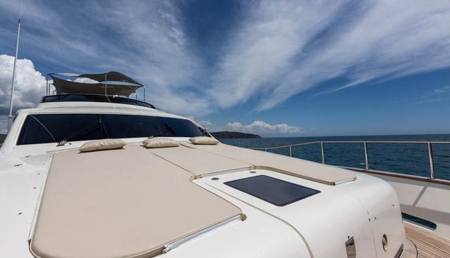 EFFE yacht charter 3