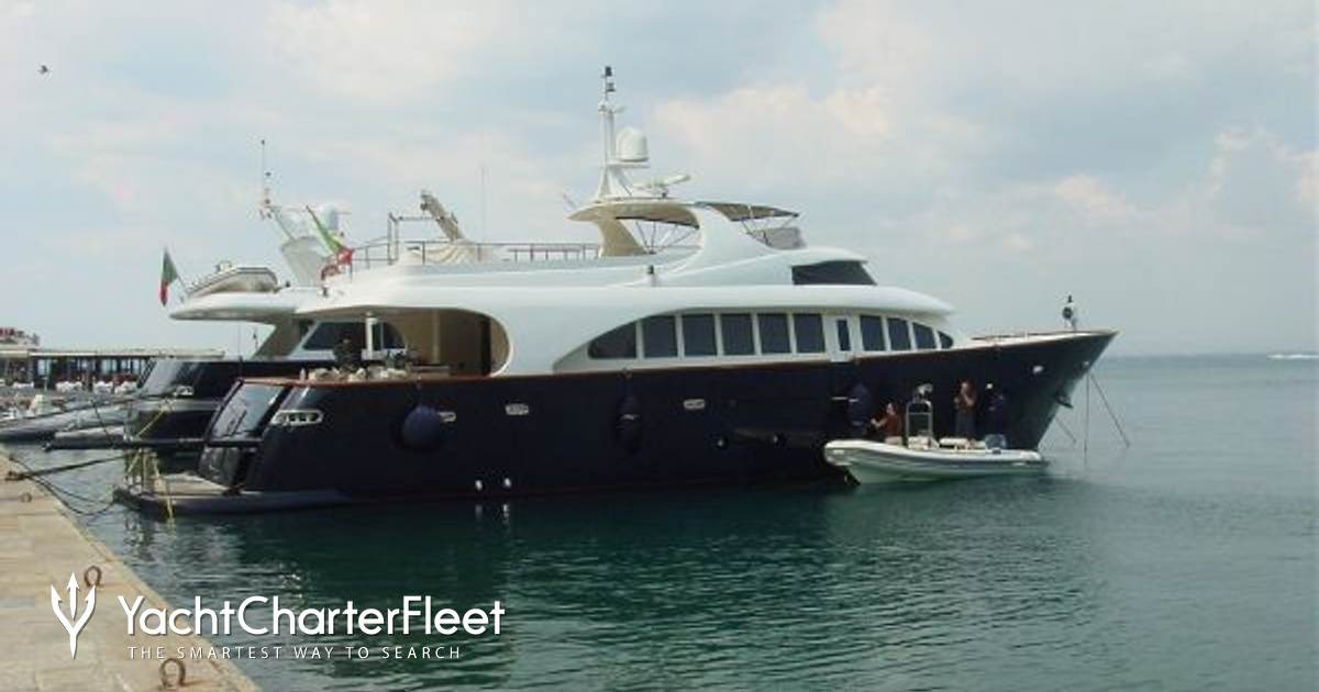 BUGIA yacht charter 2