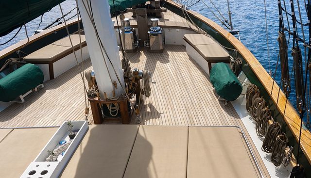 ARKTOS yacht charter 3