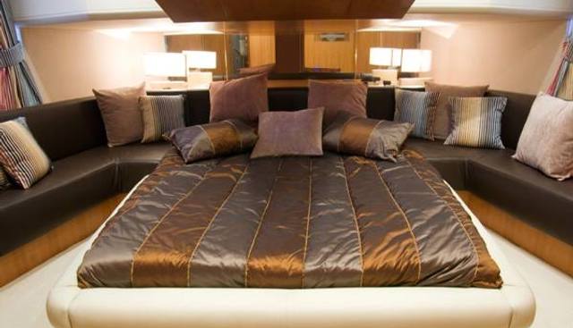 AMON yacht charter 5