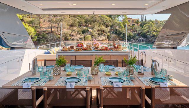 RARE DIAMOND yacht charter 4