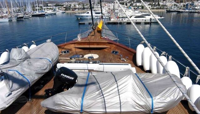 SEA DREAM yacht charter 5