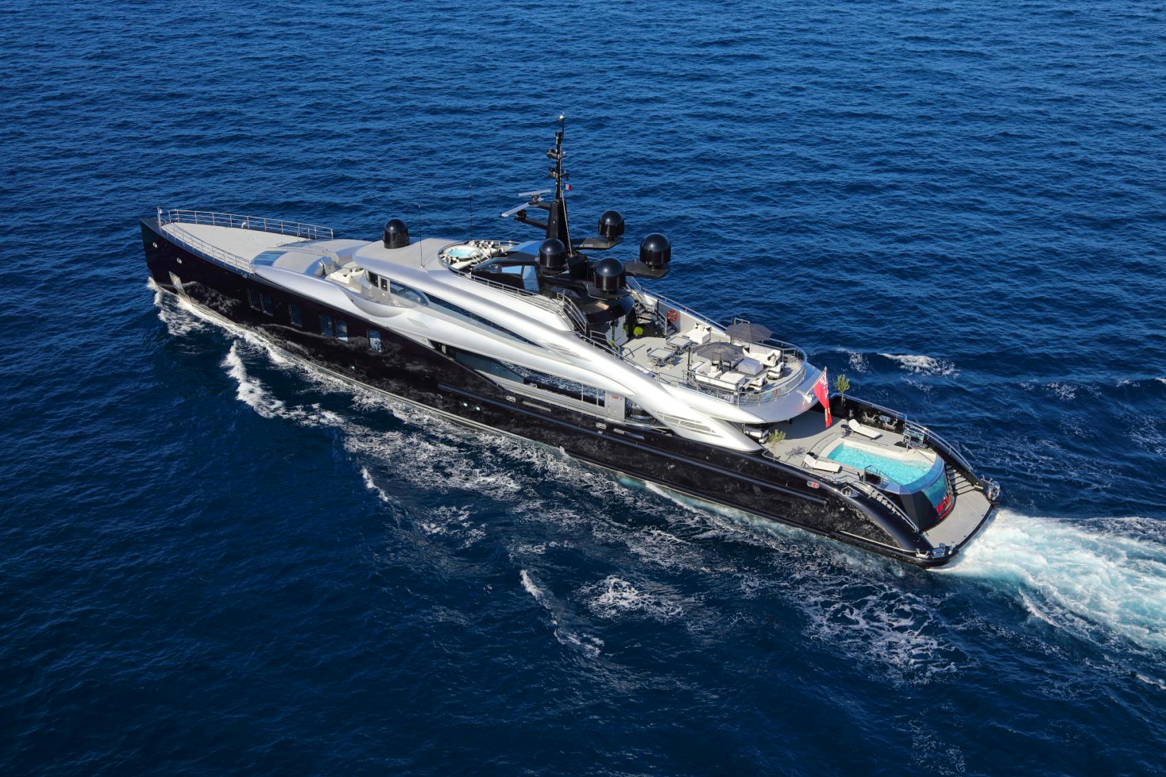 OKTO yacht charter 2