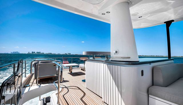 KNOT CAUGHT SLIPPIN yacht charter 3