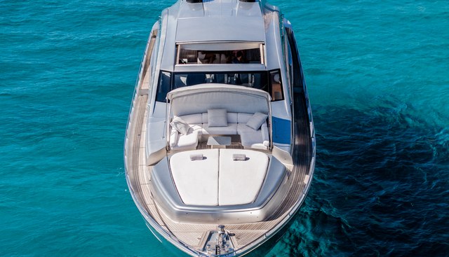 WAHOO yacht charter 2