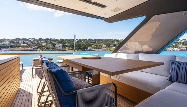 TRIPLE L yacht charter 4