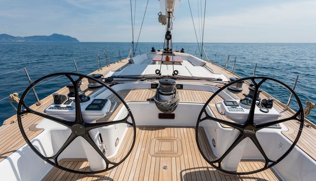 ELISE WHISPER yacht charter 4