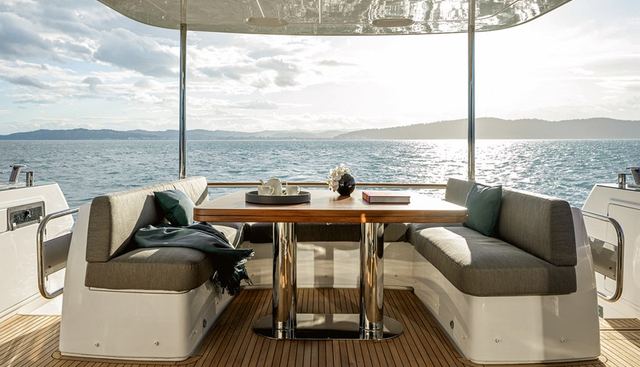 AZIMUT MAGELLANO 66 yacht charter 5