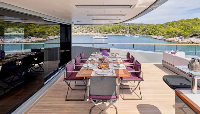 PARA BELLUM yacht charter 5