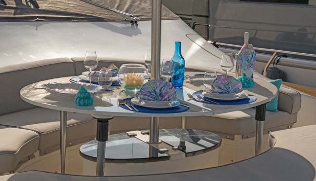 LUDI yacht charter 4