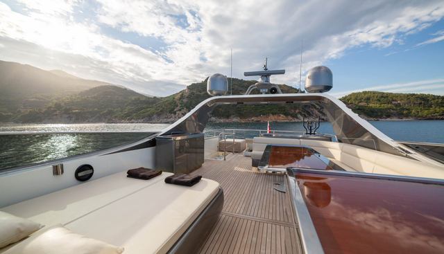 EFFE yacht charter 4