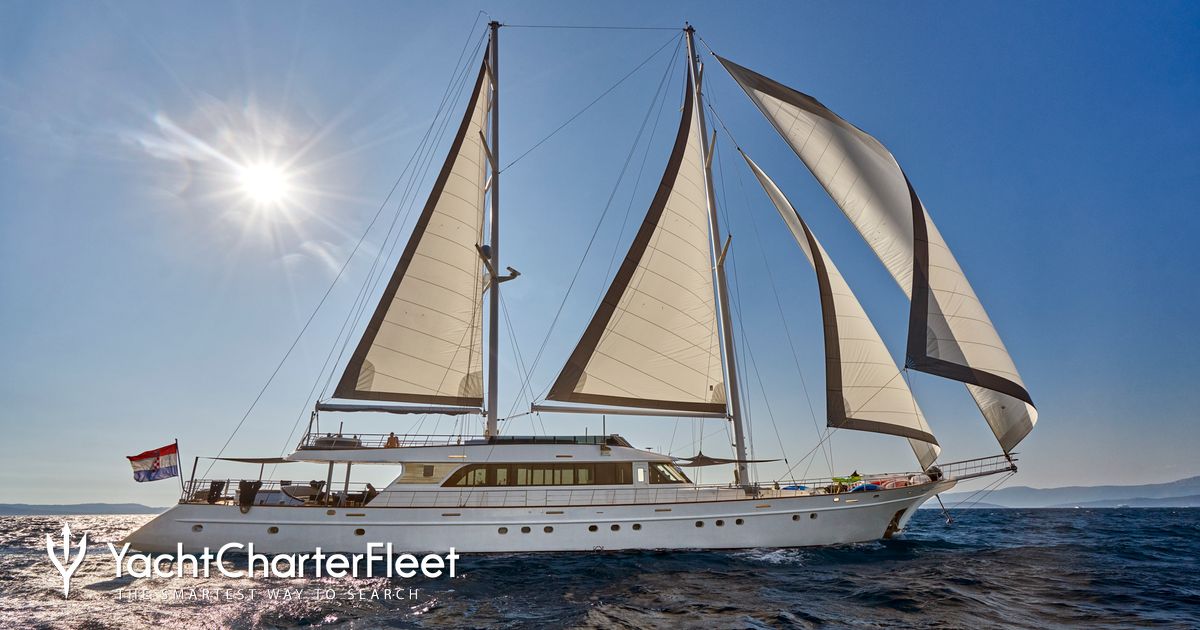 LADY GITA yacht charter 2