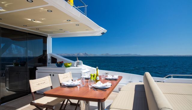 TOFFEE CRISP yacht charter 4