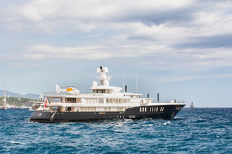 AIR yacht charter 5