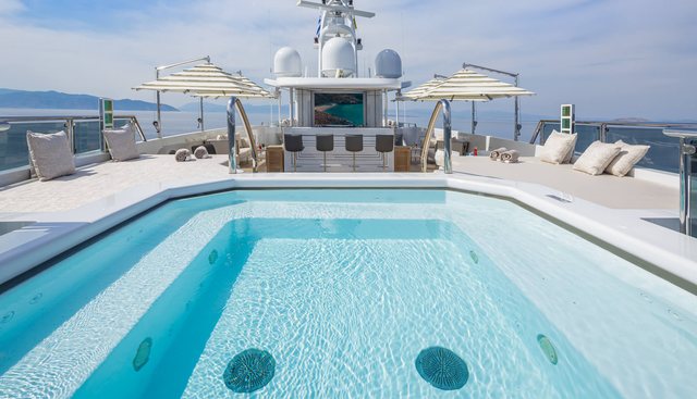 LADY VERA yacht charter 3