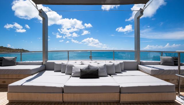 MARIU yacht charter 5