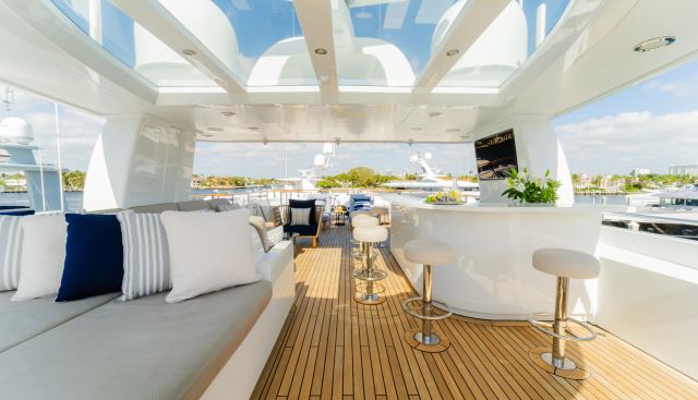 OCEAN'S SEVEN yacht charter 4