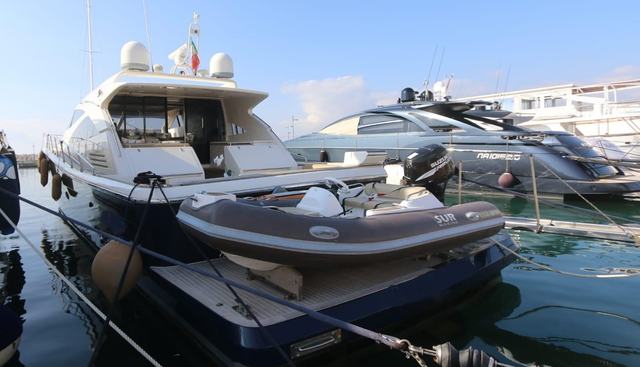 GUARFIRO yacht charter 5