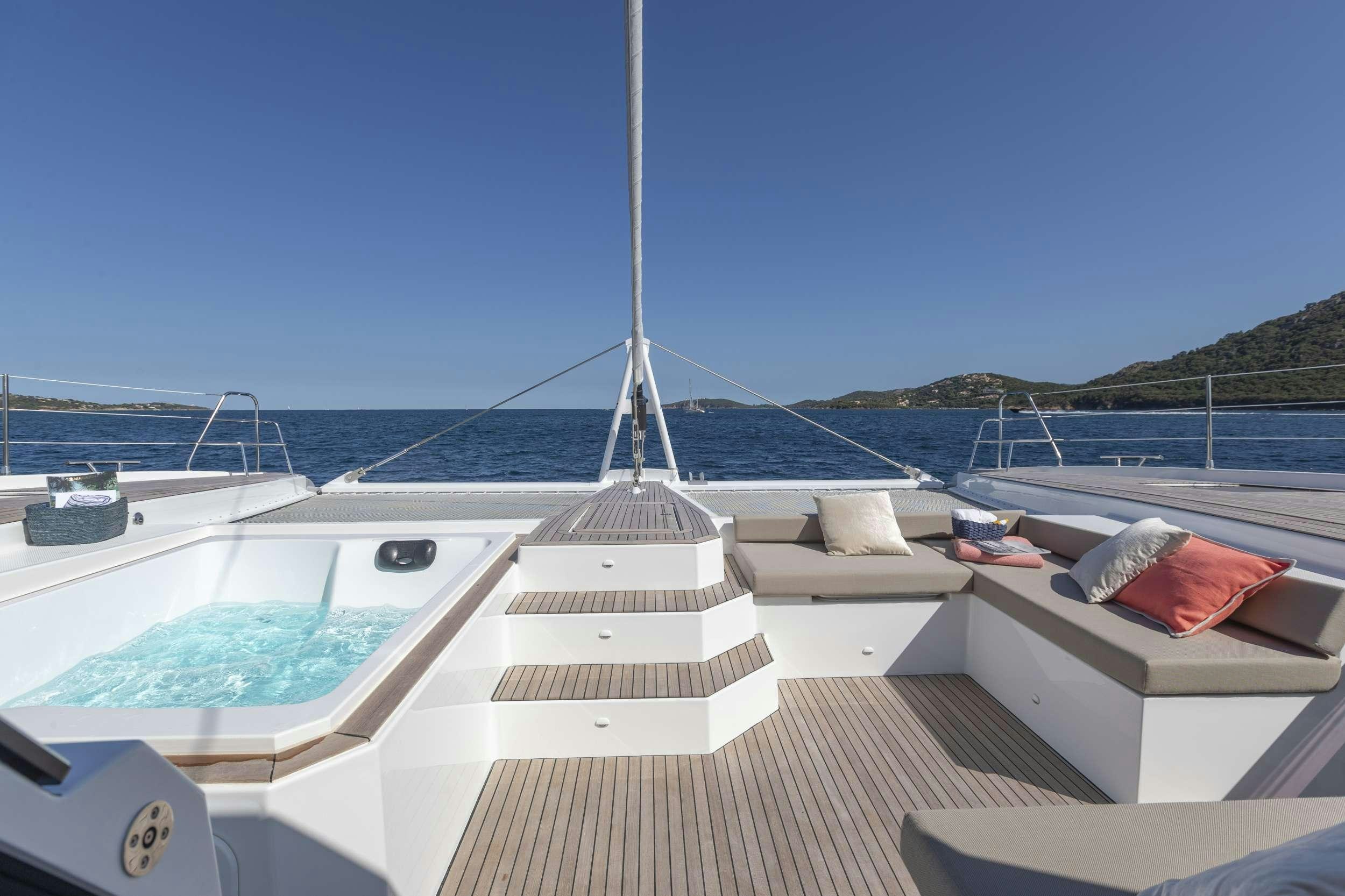 FLORAMYE yacht charter 5
