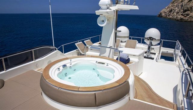 MUSICA MUSICA yacht charter 3