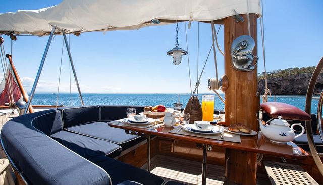 GAEL I yacht charter 4