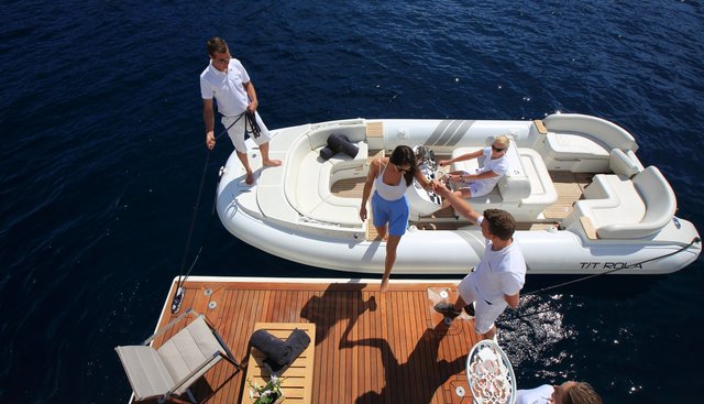 ROLA yacht charter 5