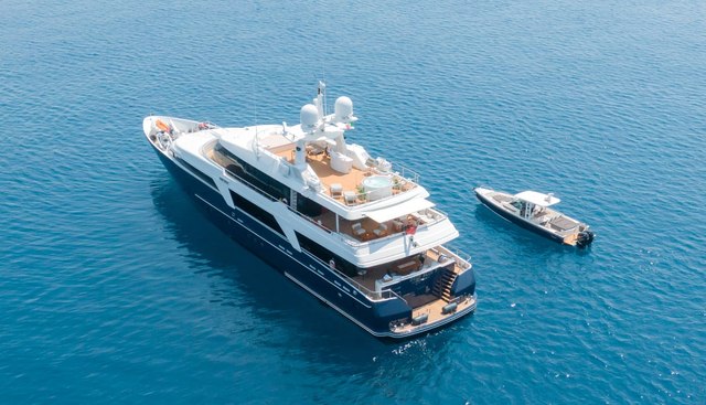 DEEP BLUE II yacht charter 5