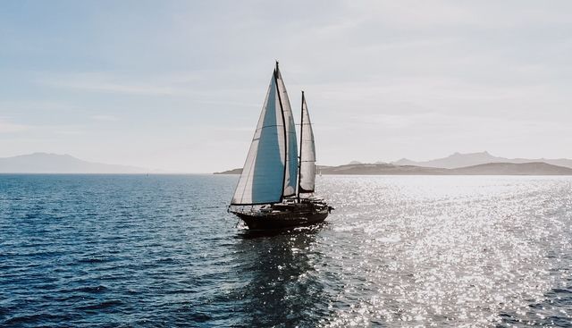 CAPRICORN 1 yacht charter 5