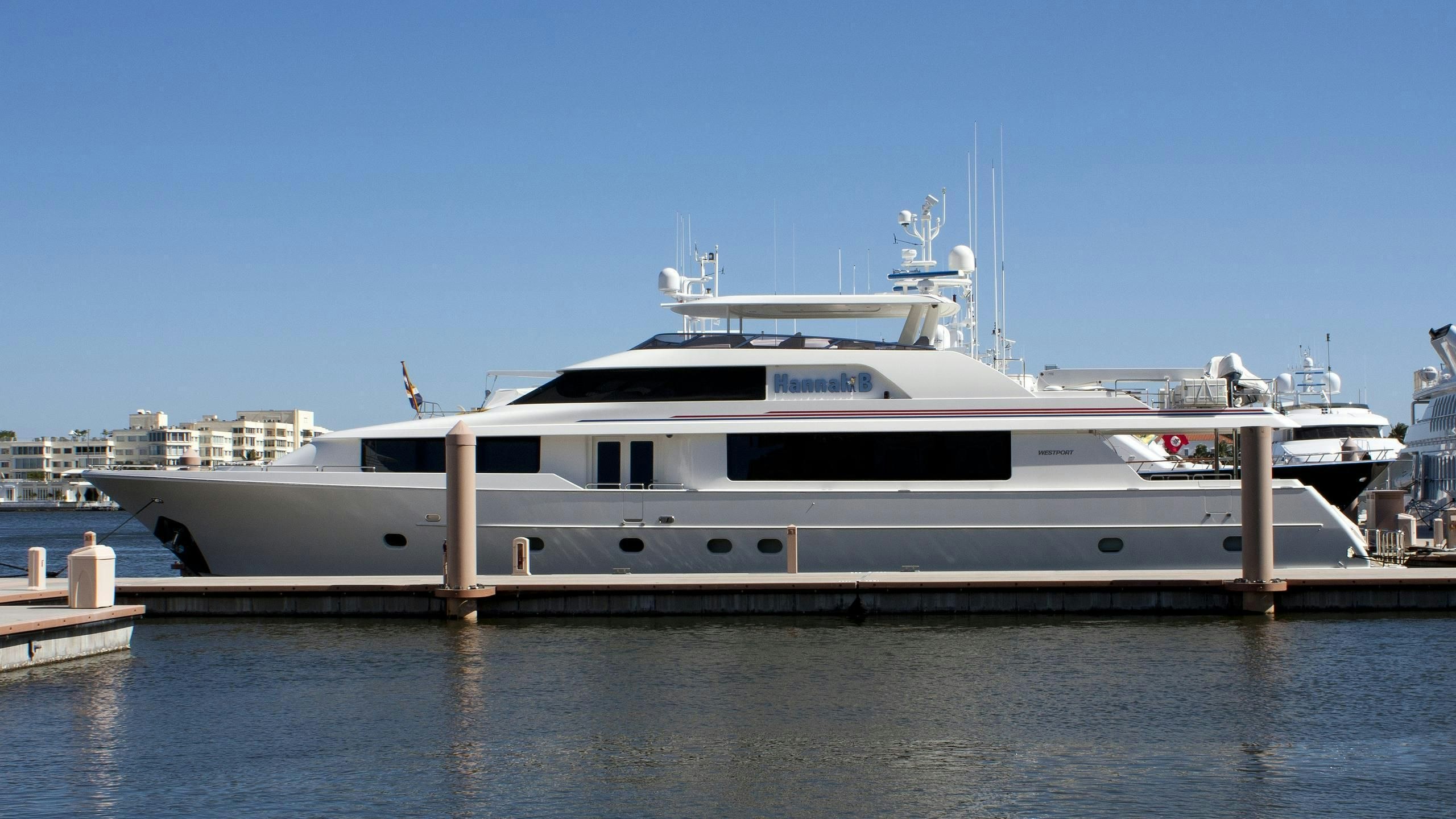 MY EDEN yacht charter 5