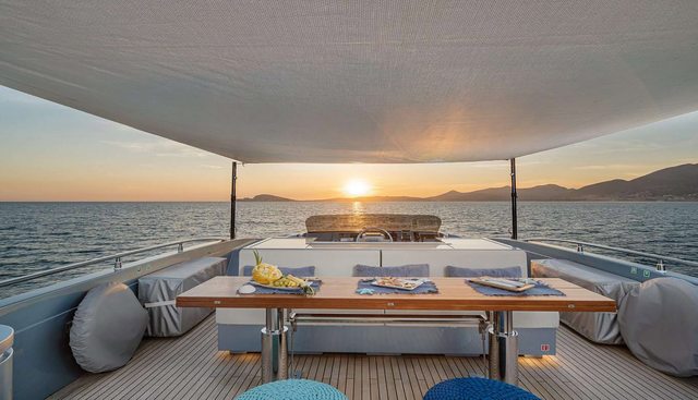 55 FIFTYFIVE yacht charter 4