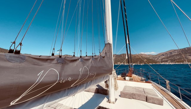 DIVA DENIZ yacht charter 4