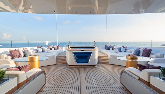ARROW yacht charter 2