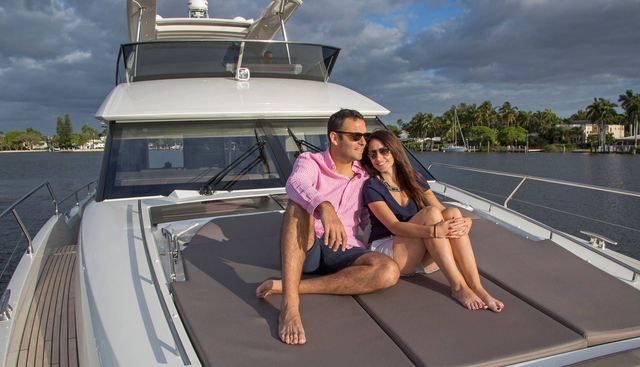 BLUEM yacht charter 4