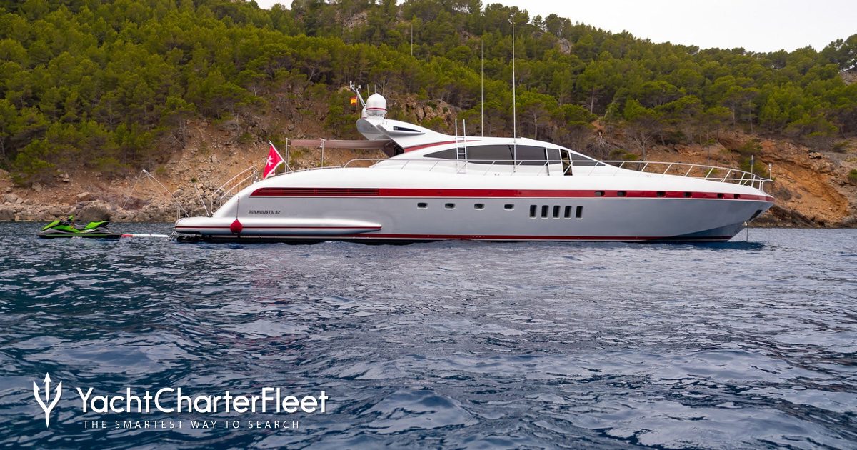 LA DIGUE yacht charter 2