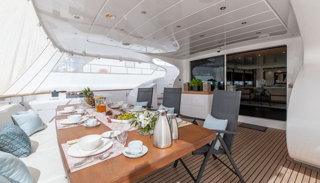 PAREAKI II yacht charter 5