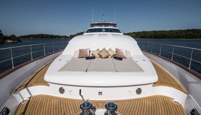 QUEEN OF SHEBA yacht charter 3