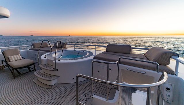 LOHANKA yacht charter 3