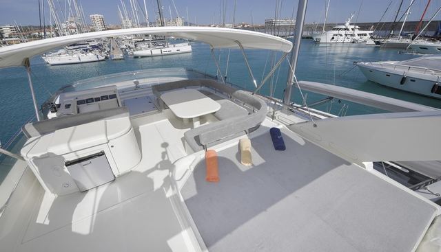 CELINE yacht charter 4