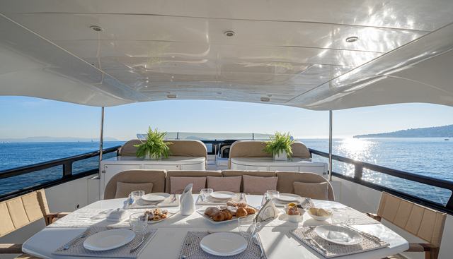 MY LIFE yacht charter 4