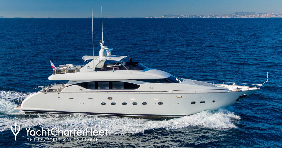 GEMINI 3 yacht charter 2