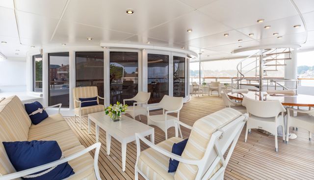 BELLA VITA yacht charter 5