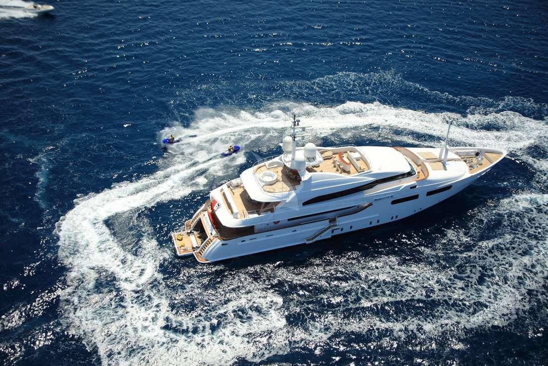 TITIAN PEARL yacht charter 4