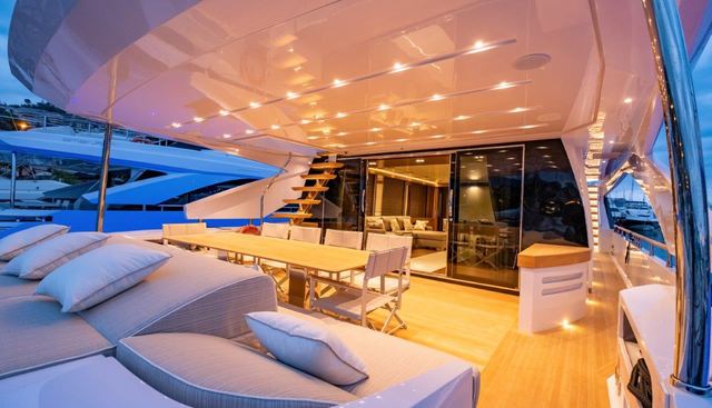 BACCARAT yacht charter 5