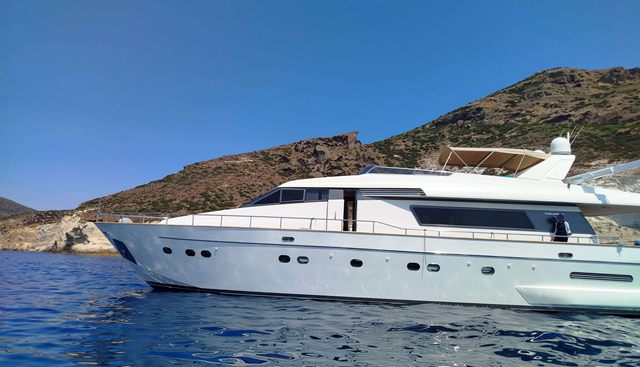 MAMMA'S yacht charter 5